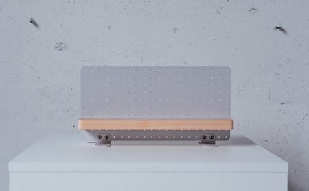 R9 pegboard hinoki stage（キッチン収納）