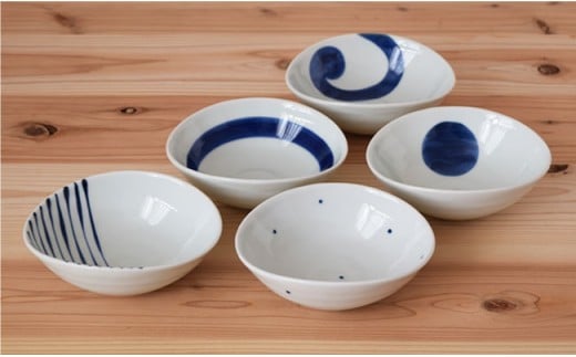 PB10 【波佐見焼】染付変形小鉢5個セット【團陶器】-3