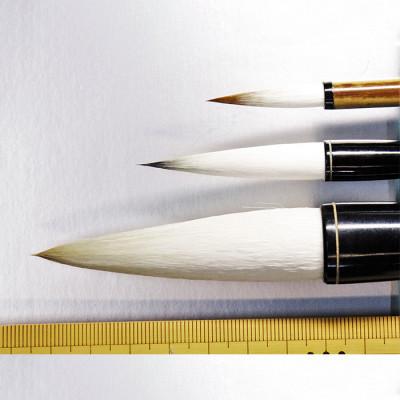 ふるさと納税 杵築市 筆工房楽々堂の書道筆 特大・大小3本セットB |  | 02