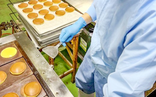 【あんバター】袋を少し破り電子レンジで15～20秒温めると、バターが少し溶けてまるでパンケーキのよう。