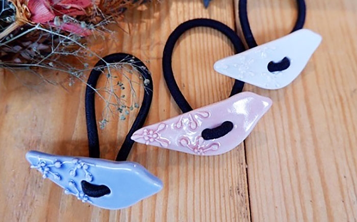 砥部焼 磁器 髪飾り ヘアアクセサリー ヘアゴム ゴム かわいい おしゃれ 鳥