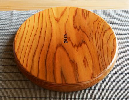 魚梁瀬杉盆／直径２７ｃｍ【316】