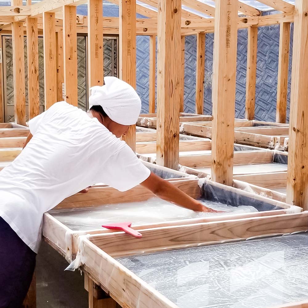 【四国一小さなまちのお塩】 塩職人 田野屋青蜂　完全天日塩大粒 1袋 