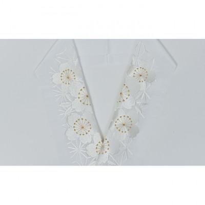 ふるさと納税 伊丹市 半衿　麻形に大輪の花　刺繍　白地に白と金の糸 [54030222]