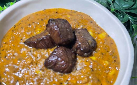 釧路湿原エゾシカキーマカレー カレー 2種4袋(200g/1袋) レトルト 温めるだけ 簡単調理 カレー レトルトカレー エゾシカ 肉 _F4F-8231