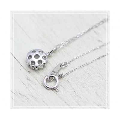 ふるさと納税 韮崎市 ネックレス PT900 プラチナ ダイヤモンド 0.3ct フラワー 小ぶり【f024-pt】 |  | 03