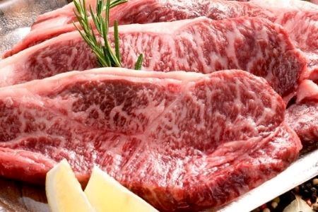 ファームズ千代田　「びえい和牛」定期便 (900g４回便)[244-01]