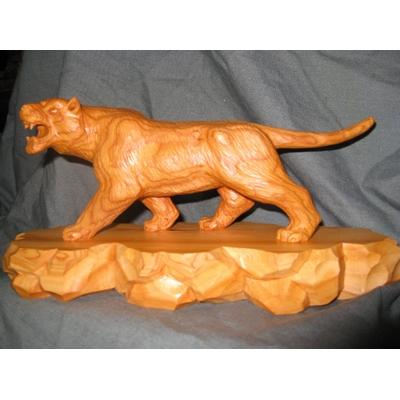 ふるさと納税 高山市 飛騨一位一刀彫　猛虎(中) f123 |  | 03