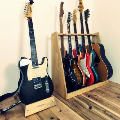 ふるさと納税 横手市 WOODWORKS ギタースタンド 1本掛 エレキギター用 /ライトブラウン　ラッカー塗装対応 |  | 01