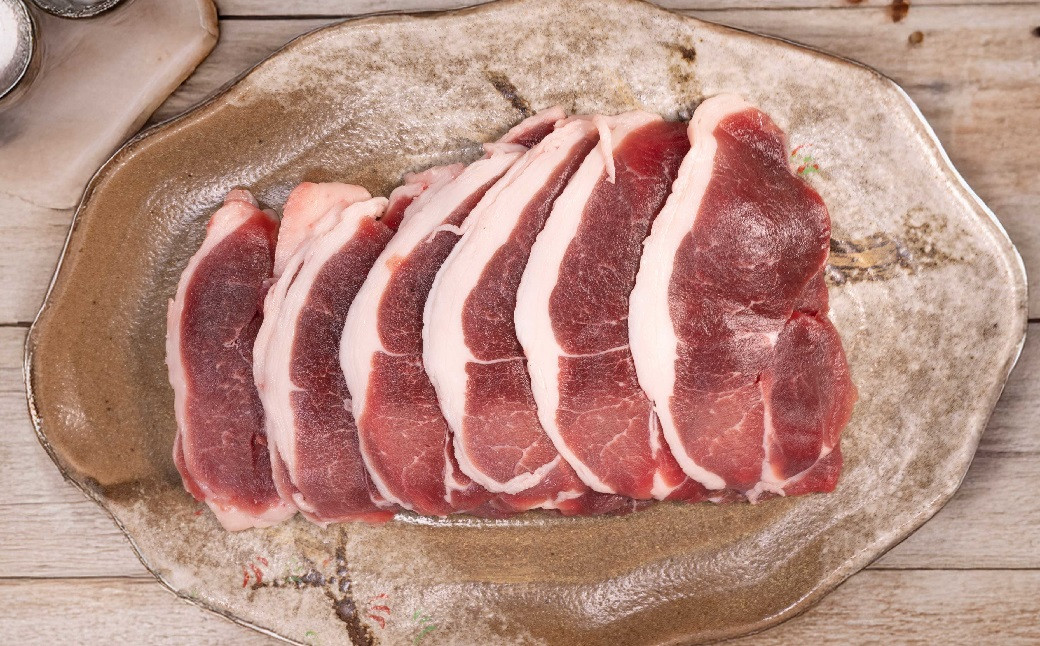 
                  ＜人気のジビエ・脂身少なめ＞イノシシ肉スライス モモ肉 1kg(250g×4パック)【1564124】
                