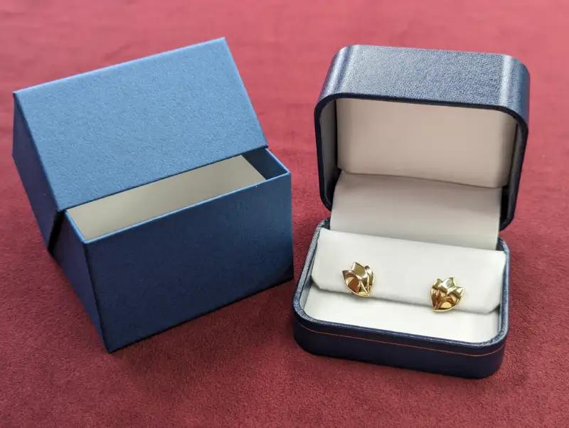 18金　イエローゴールド　地金　ピアス　SH4074