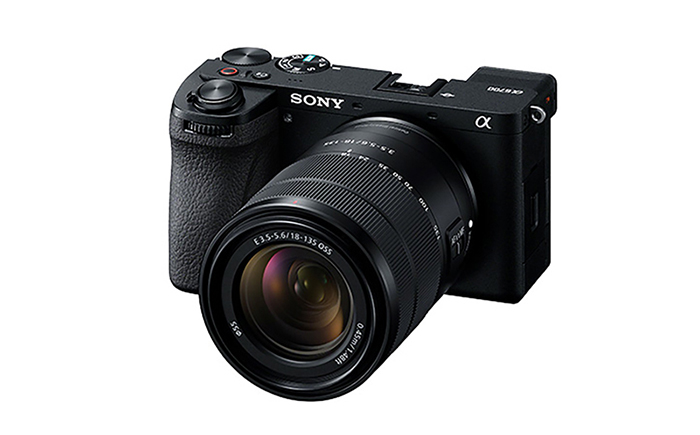 ソニーデジタル一眼レフカメラ α6700 ILCE-6700M（高倍率ズームレンズキット） SONY ソニー 一眼 一眼レフ デジカメ デジタルカメラ 高画質 [BHBZ010]