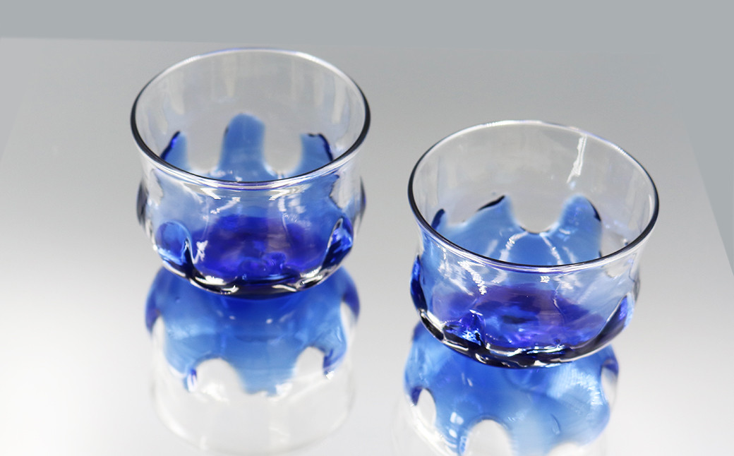 ぐい呑みのサイズは 口径：約６.５cm × 高さ：約５cm。※手造り品の為、サイズは参考値です。