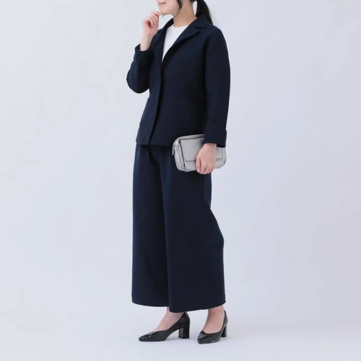 ※着用イメージ画像のカラーは「ブラック」ですが、本返礼品は「濃紺」です。