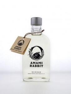 黒糖焼酎「AMAMI RABBIT」【世界自然遺産 登録記念】1本 A082-005