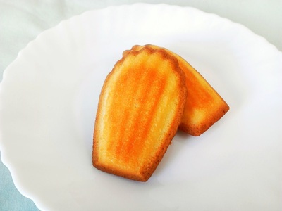 「大阪イチジクカステラ (大阪産(もん))」「マドレーヌ」セット 計5個入｜菓子処ふる里 かすてら カステラ スイーツ デザート お菓子 焼き菓子 和菓子 洋菓子 贈答 贈り物 プレゼント ギフト [