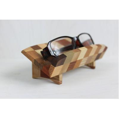 ふるさと納税 日南町 寄木のメガネ置き |  | 01