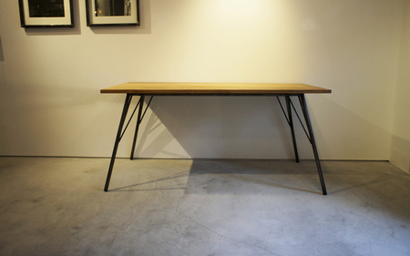 430-02 gleam 古民家の古材ダイニングテーブル180(ホワイトウォッシュ)  / ４～6人掛け 鉄脚キャップ付き ダインニングテーブル デスクワーク テーブル 家具 インテリア 古民家 古材