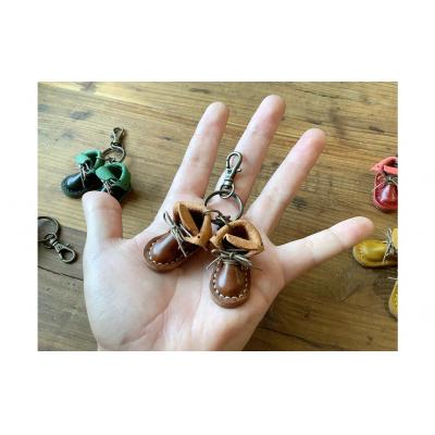 ふるさと納税 碧南市 【5色より選べるカラー 】本革 ミニチュアブーツキーホルダー H179-001 |  | 02