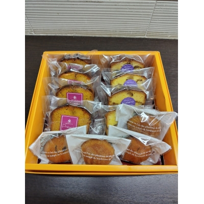 
                  かすみがうら三昧　焼き菓子詰め合わせ(くり坊、おいもさん、櫻井農園のブルーベリーのパウンド)【1663672】
                