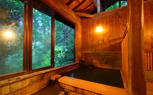 【内湯】内湯は宿泊者限定で24時間入浴可能です。