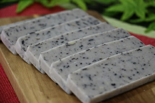 【ふるさと納税】 豆もち(黒豆クラッシュ) 500g(11枚入)×1袋 ＜12月から2月下旬発送＞ _A51
