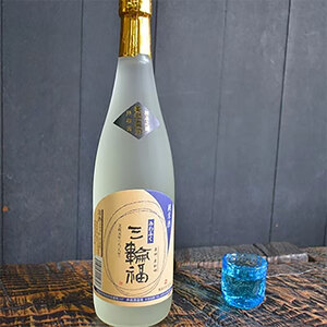 純米酒 三輪福 720ml 創業文政元年 井坂酒造場 日本酒 お酒 酒 アルコール 純米 米 米こうじ 晩酌 家飲み 宅飲み ギフト 贈り物 プレゼント 大阪 大阪府 岸和田市