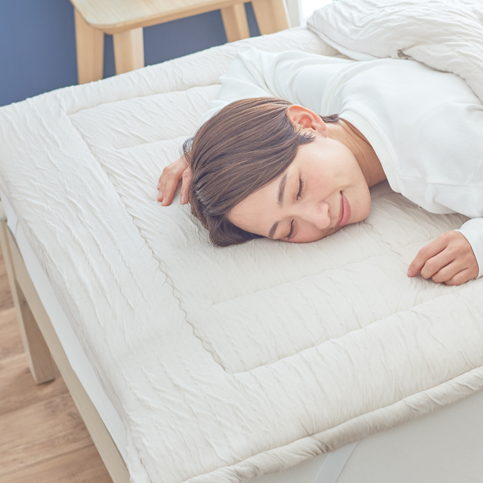 とろけるふとんenifea ll?　敷パッド【ダブル・ブラウン】（とにかく柔らかい肌触りで熟眠を導く要素が満載）３色から選べます
