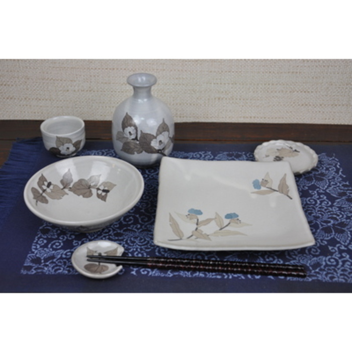 和紙染草花文豆皿 【日の隈窯 和紙染 和紙 佐賀 陶器 粉引き 鉄絵 窯元 陶芸作家】(H025154)