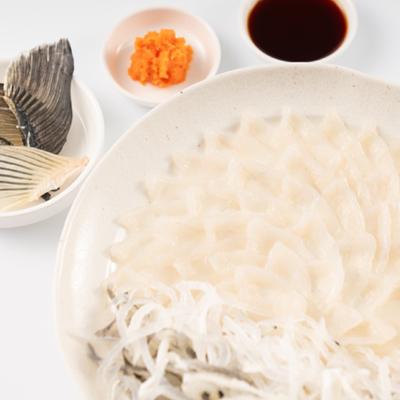 ふるさと納税 長門市 ふぐ刺身あらセット　2-3人前セット(ぽん酢・もみじおろし付き)冷凍 |  | 02