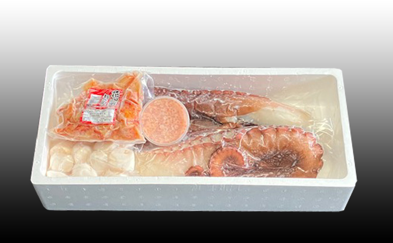 お刺身用ほたて貝柱・お刺身用たこ足・花咲かにむき身・いくら醤油漬けセット D-70033