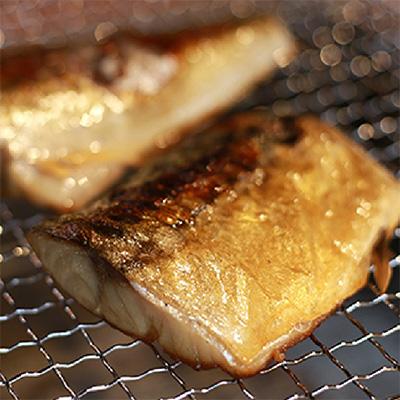 ふるさと納税 京丹後市 丹水こだわりおまかせ干物セット(さばと季節の干物2〜3種) |  | 01