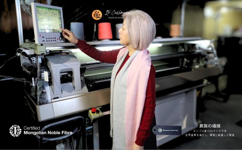 『Noble Fibre』100％カシミヤ・マフラー 桜色インターシャ【高級 カシミア おしゃれ ファッション 防寒 かしみあ】 G3331