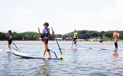 
糸ヶ浜でのSUP体験にペアでご招待!インストラクター付き+ボードレンタル＜初心者向け2時間コース＞【1103697】
