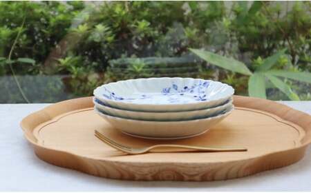 有田焼 染付菊型取皿３枚セット まるふく 食器 うつわ 器 手描き 染付 ケーキ皿 デザート皿 30000円 3万円 aq025