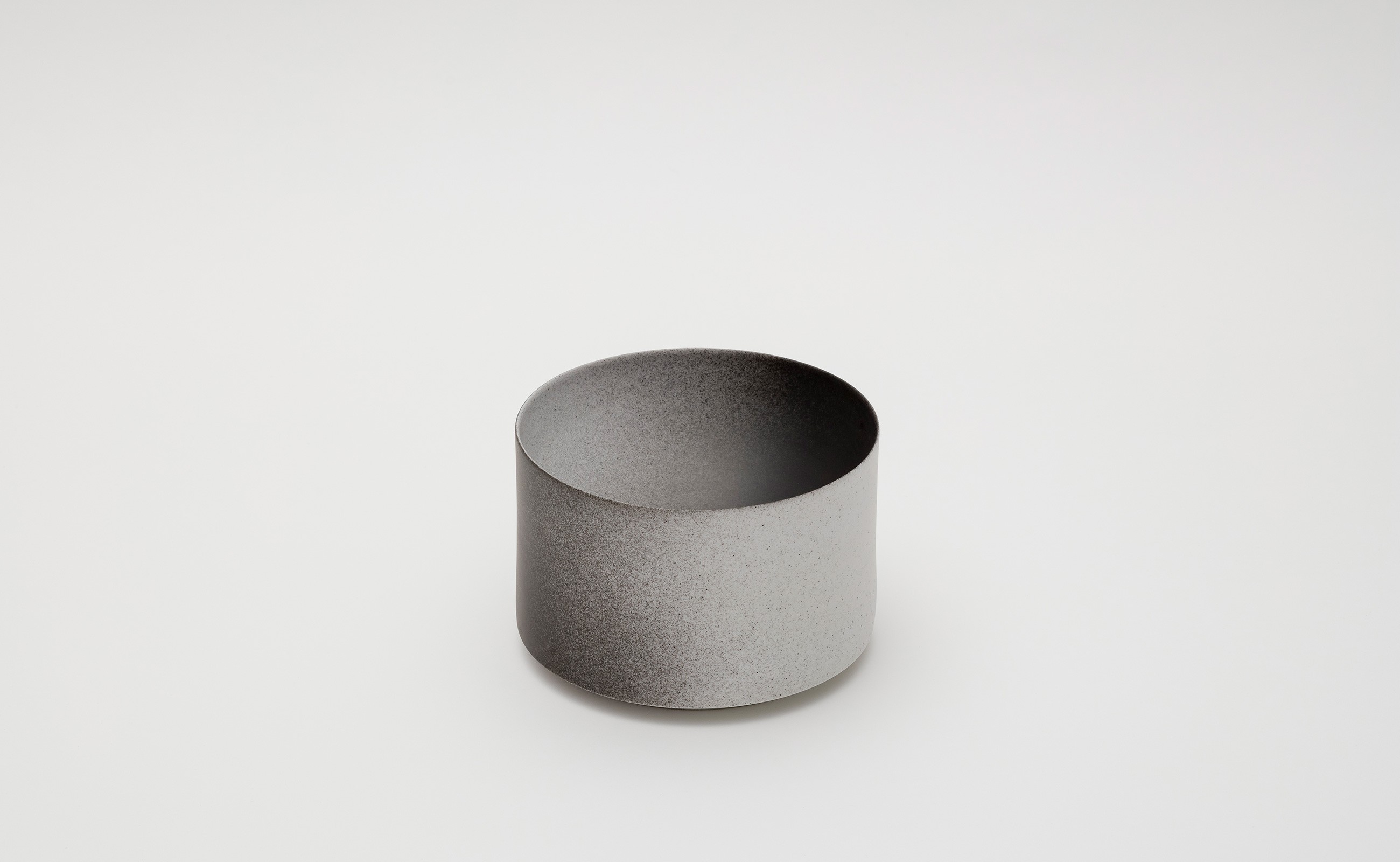 
                  2016/ KC Bowl【2016 / オリジナル】有田焼 インテリア アートピース クーン・カプート デザイン オブジェ 花器 ボウル | 100000円以内 10万円以内 | cd014
                