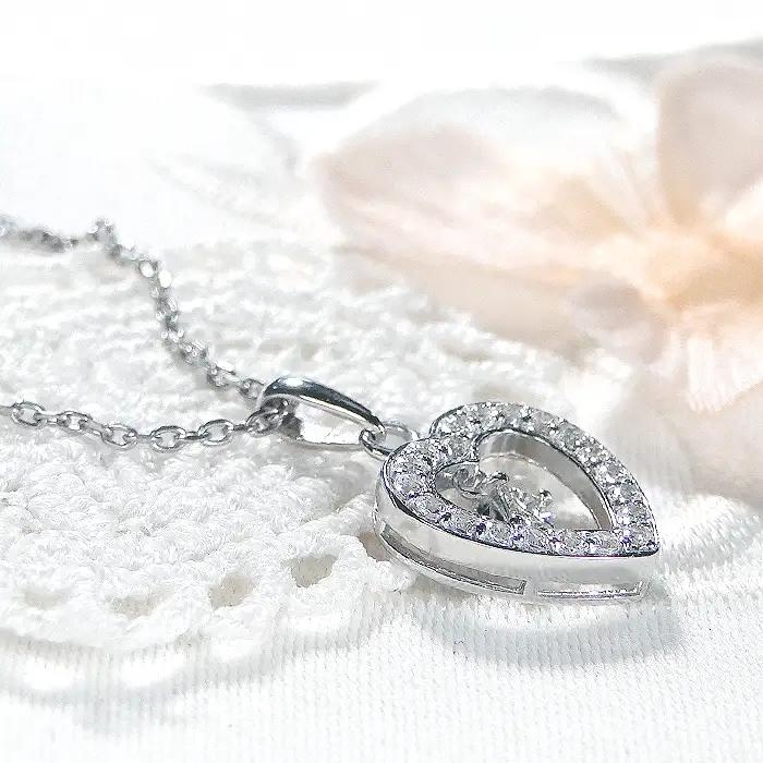 ネックレス プラチナ PT900 【計0.38ct】 ダイヤモンド 揺れるダイヤ プリンセスカット レディース ペンダント【f252-pt-p】 ALPAZ119