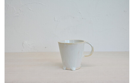 【a little Bianca　(白)】マグカップ