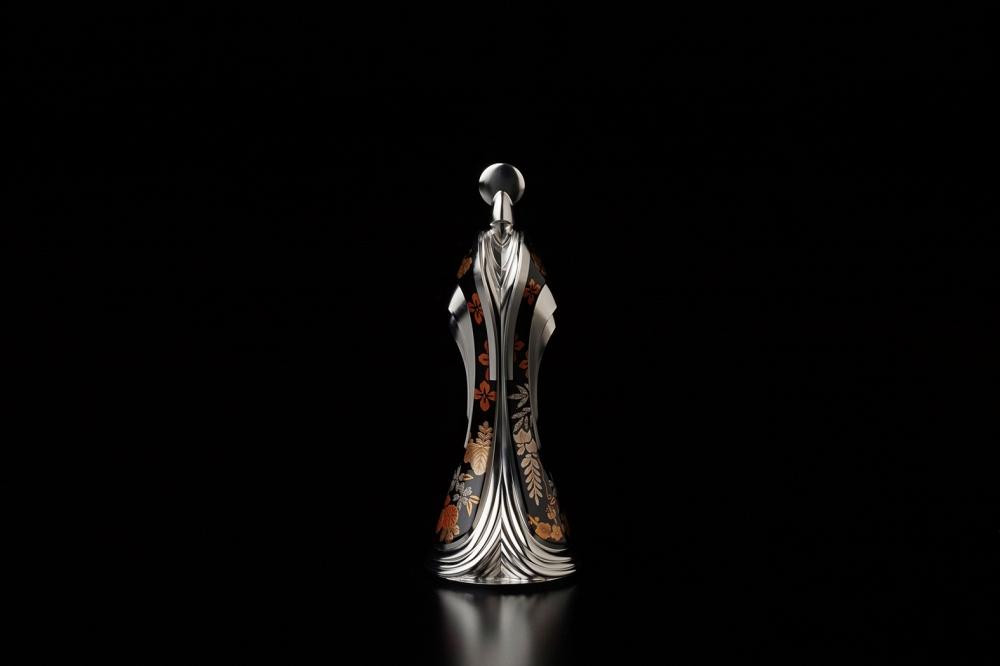
匠チェス（3-Queen 黒1体）姫(蝶、花紋、藤、竹、菊、桐、梅、桜）　HR00030
