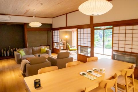 一棟貸切宿「茶心」1泊2日 ペア宿泊券（朝食付き）【T3】