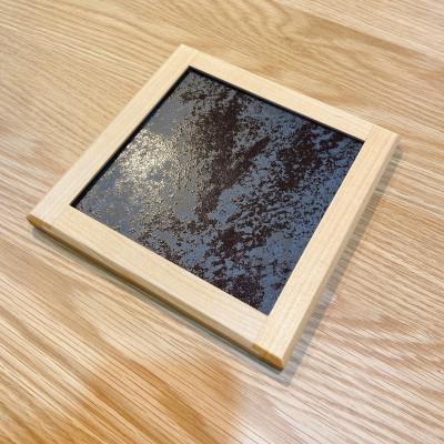 ふるさと納税 藤枝市 工房仕立て セラミックプレート(ネロ・ビーチ無垢材)|インテリア雑貨・小物置きにも