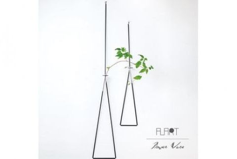 ALART〈アルアート〉Strings　SMセット（Strings　S・M　各1個） 壁面用花器　金属素材を用いたモダンなアイテム　アルミならではの80ｇと軽量さ・手染めによる漆黒色が特徴 F7Z-217