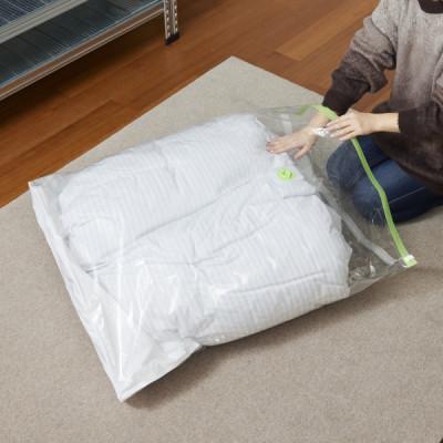 ふるさと納税 羽曳野市 【日本製】ふとん圧縮袋 Mサイズ 2枚入り (シングル掛けふとん用) |  | 01