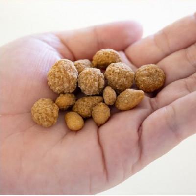 ふるさと納税 糸満市 ピーナッツ黒糖豆 120g(20g×6パック)×5袋入り 小分けタイプ |  | 02