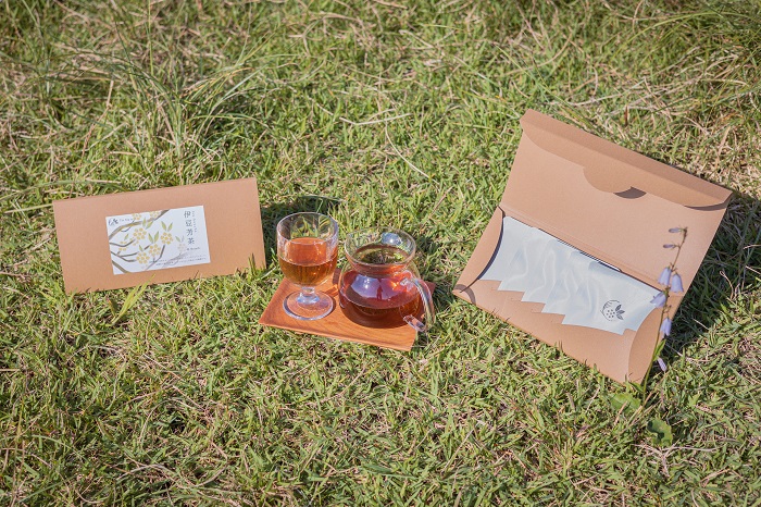 伊豆芳茶　Branch 国産　無添加　ノンカフェイン 1398 ／ くろもじ本舗 kuromoji お茶  静岡県 東伊豆町