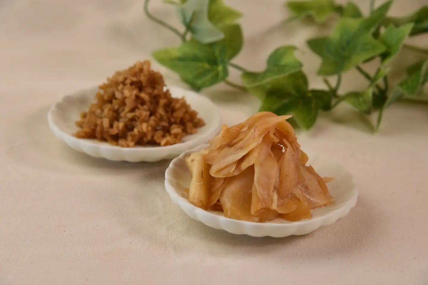 万能おかず生姜130ｇとおかか生姜120ｇ（各2パック）