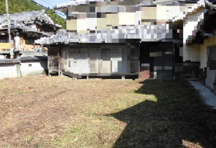 空き家のお庭の草刈り・除草サービス　030SV01N.