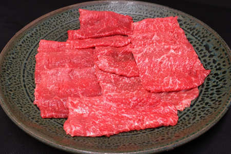 【定期便3ヶ月】合計約1.2kg！大場の「A5ランク」米沢牛が3ヶ月連続で届く！もも肉定期便（赤身焼肉用、すき焼きしゃぶしゃぶ用、ステーキ）_B128