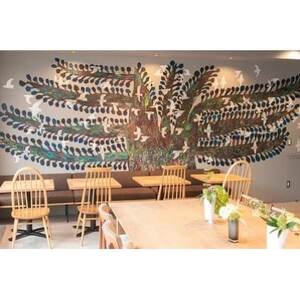 彩りあふれる料理と温かな異空間に包まれる、hitotokiの選べる週替わりランチ【1695547】