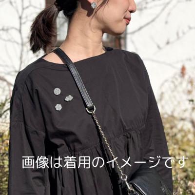 ふるさと納税 高松市 香川県高松市産 庵治石ピンブローチ丸い形 |  | 03